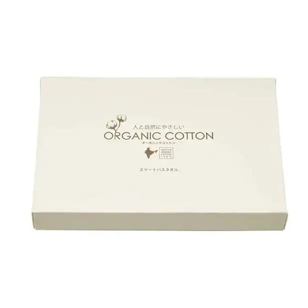 専用のORGANIC COTTONの印字入り化粧箱入りです。