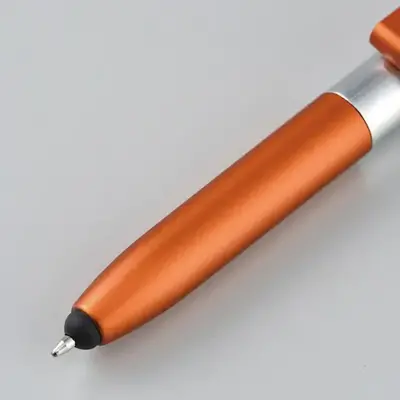 4WAY機能その2:ボールペン 4WAY機能その2:ボールペン