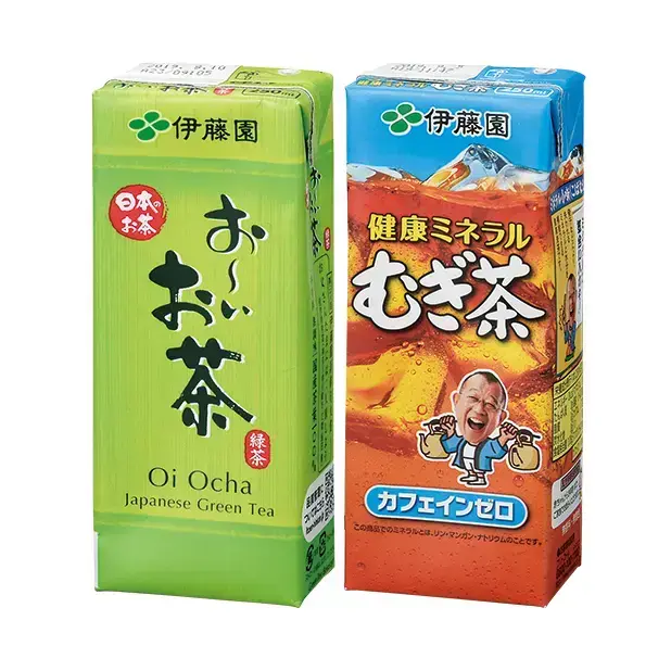 伊藤園のミネラル麦茶とおーいお茶の紙パック250ml。