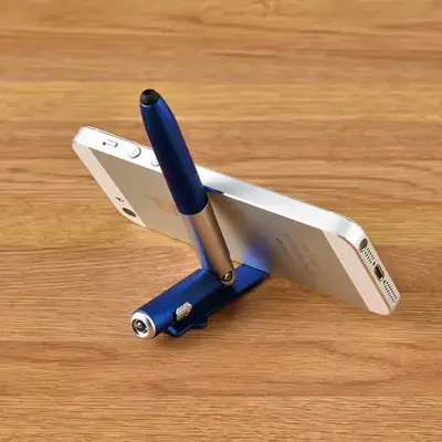 4WAY機能その4:スマホスタンド 4WAY機能その4:スマホスタンド