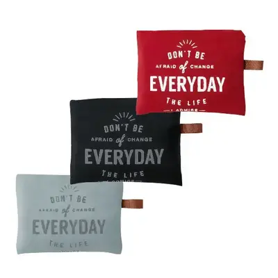 内ポケットが収納袋として使用され、コンパクトにたためますので携帯にも便利です。 内ポケットが収納袋として使用され、コンパクトにたためますので携帯にも便利です。