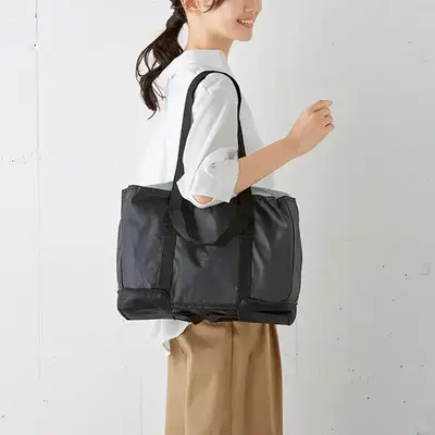お買い物に最適な保冷温タイプのレジかごバッグです。 お買い物に最適な保冷温タイプのレジかごバッグです。