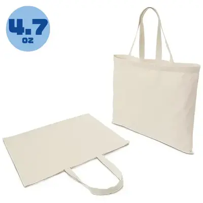 A3サイズのカタログなどが横向きに入れられるラージサイズトートです。 A3サイズのカタログなどが横向きに入れられるラージサイズトートです。