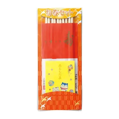 お箸とポチ袋が整然とポリ袋に入れられています。 お箸とポチ袋が整然とポリ袋に入れられています。