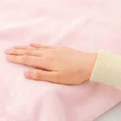 とても柔らかいフランネルの生地でできています。 とても柔らかいフランネルの生地でできています。