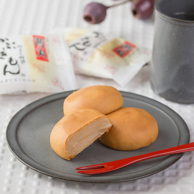 大阪・四天王寺、「茜丸」が何度も試作を重ね完成させた自信作です。 大阪・四天王寺、「茜丸」が何度も試作を重ね完成させた自信作です。