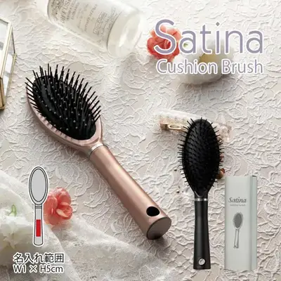 頭皮へのタッチがソフトなヘアブラシです。 頭皮へのタッチがソフトなヘアブラシです。
