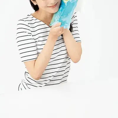 冷蔵庫で冷やしておけば氷のう代わりにも使えます。 冷蔵庫で冷やしておけば氷のう代わりにも使えます。