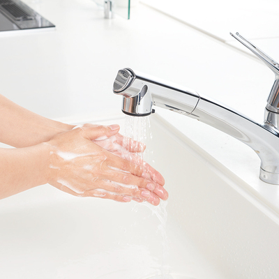 暑い日の頻繁な手洗いにスッと気持ちがいい、メントール入りのハンドソープです。 暑い日の頻繁な手洗いにスッと気持ちがいい、メントール入りのハンドソープです。