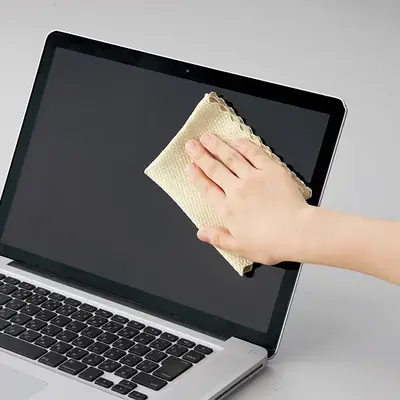 液晶のほこりも簡単にきれいになります。 液晶のほこりも簡単にきれいになります。