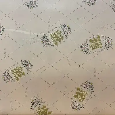 専用の包装紙で包装済みです。 専用の包装紙で包装済みです。