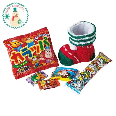 お子様が喜ぶお菓子5点の入ったクリスマスブーツです。 お子様が喜ぶお菓子5点の入ったクリスマスブーツです。