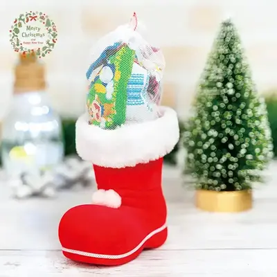 クリスマスイベントで数を並べれば目を引くディスプレイPOPにもなります。