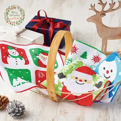 低コストが魅力のクリスマス仕様のハンカチタオルです。 低コストが魅力のクリスマス仕様のハンカチタオルです。