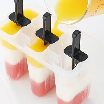お好みのジュースなどを流し込み お好みのジュースなどを流し込み