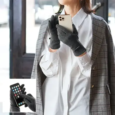 女性らしいフォルムが魅力のグローブです。 女性らしいフォルムが魅力のグローブです。