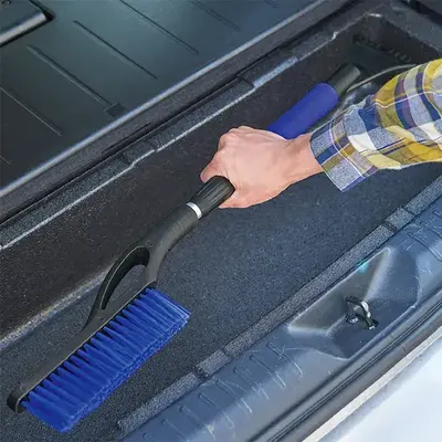 伸縮するので、縮めてカーゴルームに常備できます。 伸縮するので、縮めてカーゴルームに常備できます。