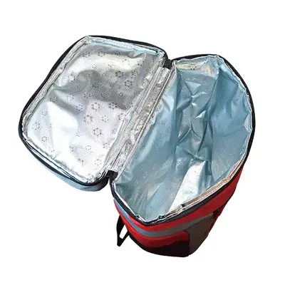 内側はアルミ蒸着フィルム張り。お水を約15L一度に運べます。 内側はアルミ蒸着フィルム張り。お水を約15L一度に運べます。
