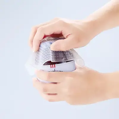 滑らないからオープナー代わりにも使えます。 滑らないからオープナー代わりにも使えます。