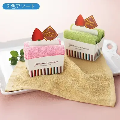 かわいいショートケーキ風にアレンジされています。