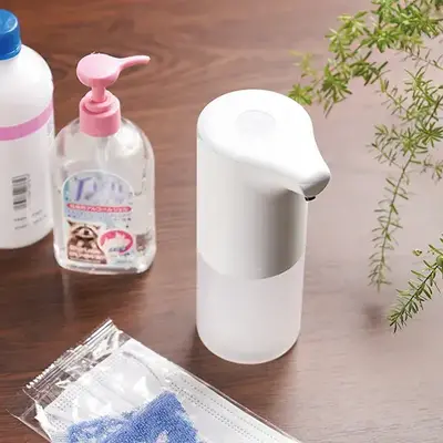 充電式で様々な場所で使用可能。 充電式で様々な場所で使用可能。