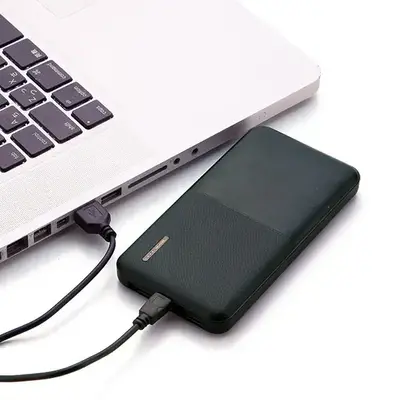 PCから蓄電できます。 PCから蓄電できます。