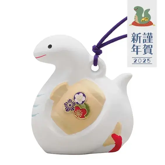 新年には縁起物を飾りましょう。