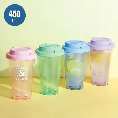 二重構造で手が濡れにくいタンブラーです。