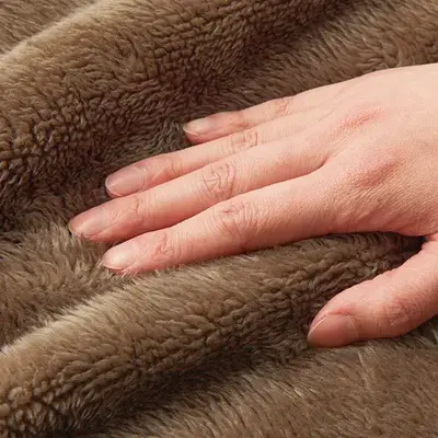 柔らかな肌触りが気持ちいいブランケットです。 柔らかな肌触りが気持ちいいブランケットです。