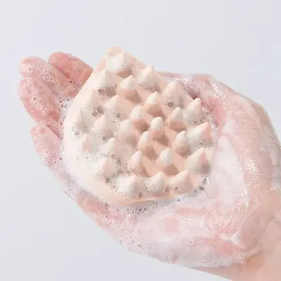 手になじむサイズ感 手になじむサイズ感