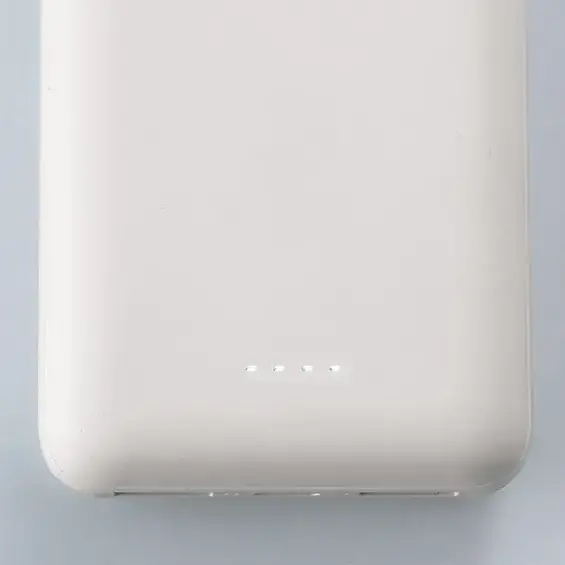 充電量をインジケーターがお知らせします。