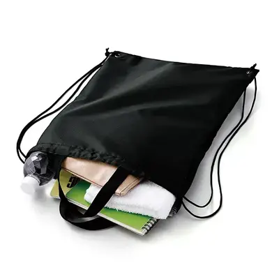 開口部が広いので荷物の出し入れや収納が簡単にでき便利。 開口部が広いので荷物の出し入れや収納が簡単にでき便利。