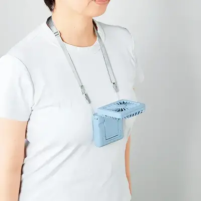 首からかけて 首からかけて